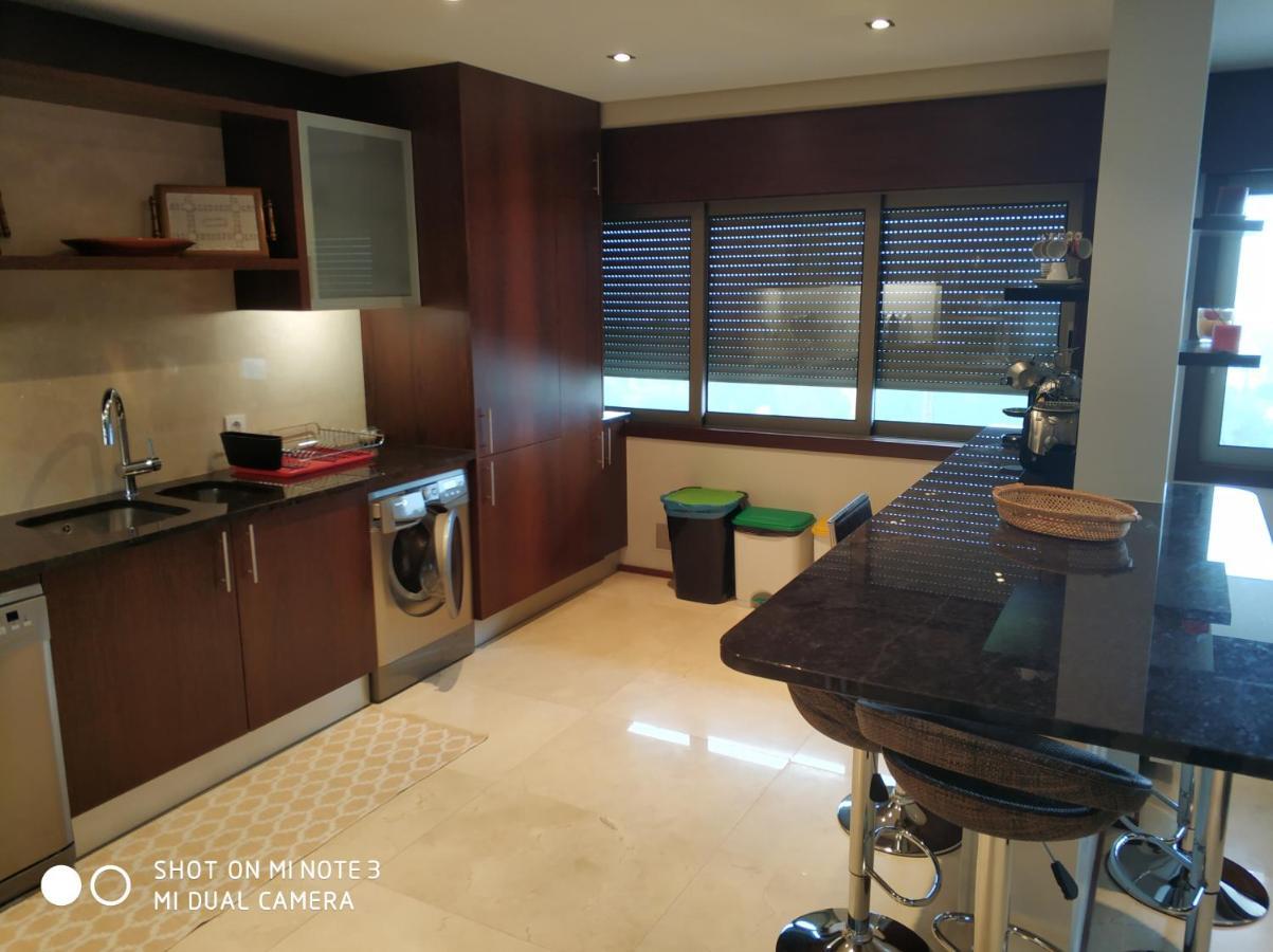 Apartamento Mariano Cabedelo Виана до Кастело Екстериор снимка
